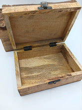 Load image into Gallery viewer, Sister You Hold the Key Wooden Keepsake Box Sets
