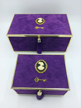 Load image into Gallery viewer, Sister You Hold the Key Keepsake/Jewelry Box-Set of 2
